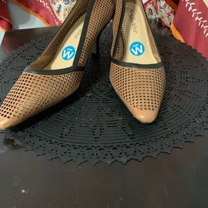 Winter or summer work shoe.